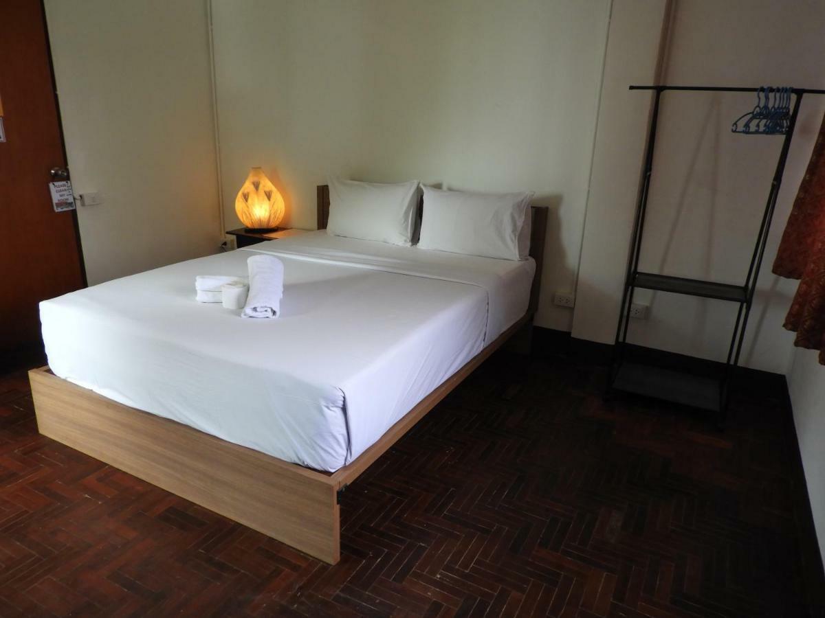 P'Lyn House Hotel Chiang Mai Exterior foto